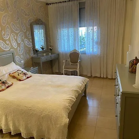 Apartment Stylish Tirana